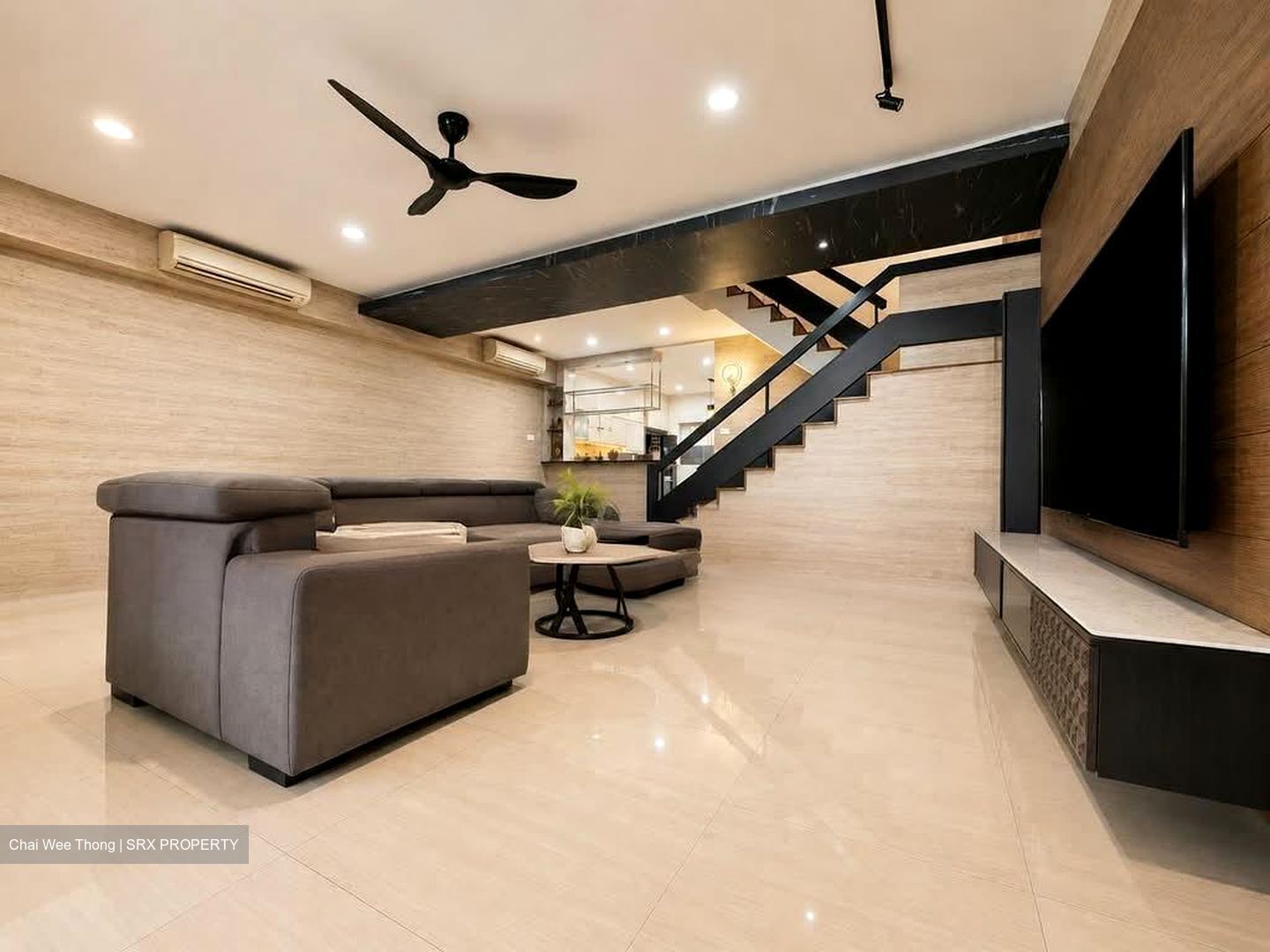 Highland Road (D19), Terrace #574109221